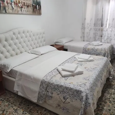 Bed & Breakfast Turistico Di Fuoco C Roma